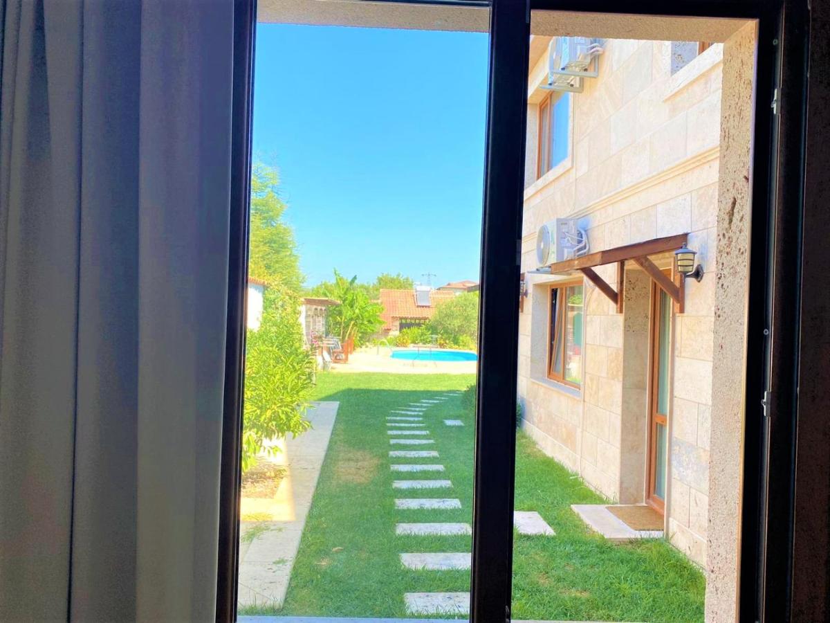 Camera King con Vista Giardino