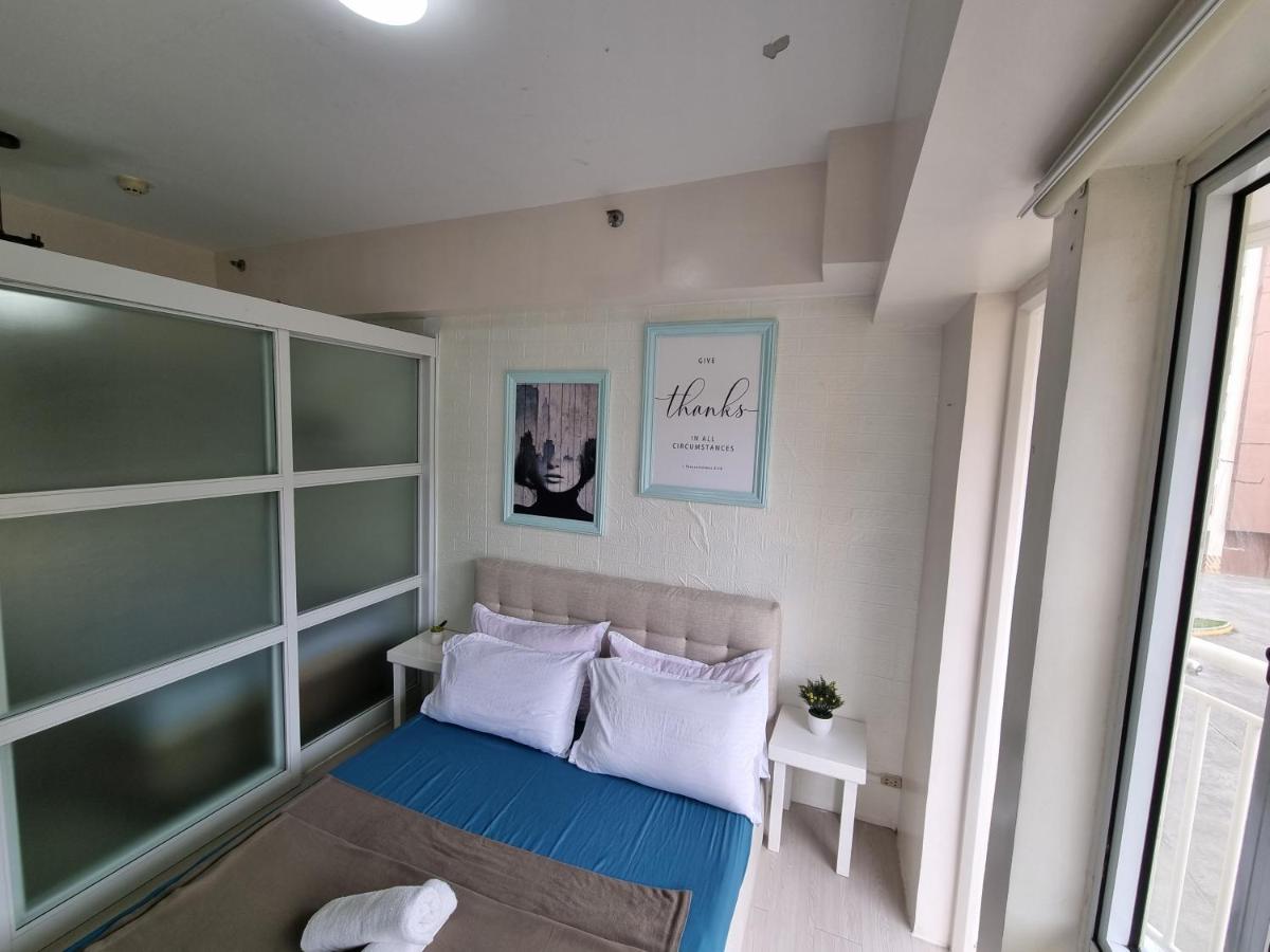 4 pax Tagaytay Prime Staycation WIFI NETFLIX and light cooking FREE VIEWDECK - Chambres d’hôtes Tagaïtaï