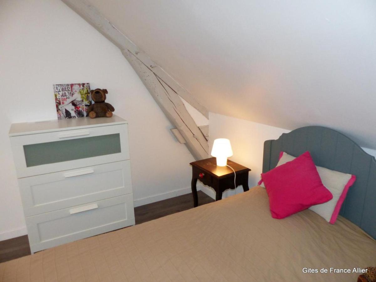 Gîte contemporain rénové avec jardin et animaux acceptés - Chambres d'hôtes Agonges