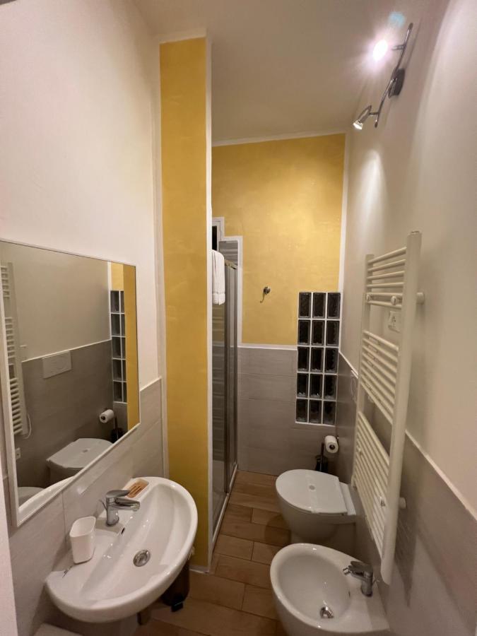 Camera Singola con Bagno Privato