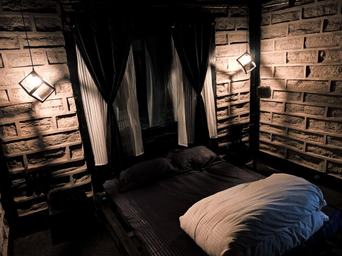 Khwaab - B&B