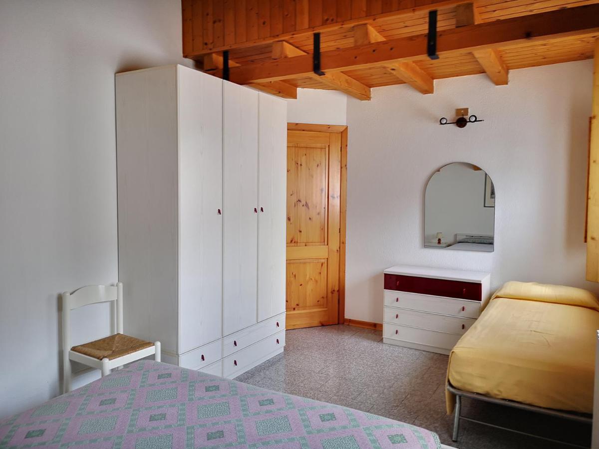One-Bedroom Apartment with Balcony and Mountain View  