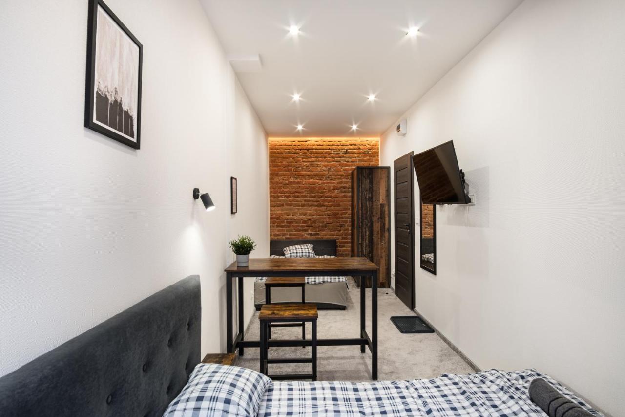 Dreibettzimmer mit Gemeinschaftsbad