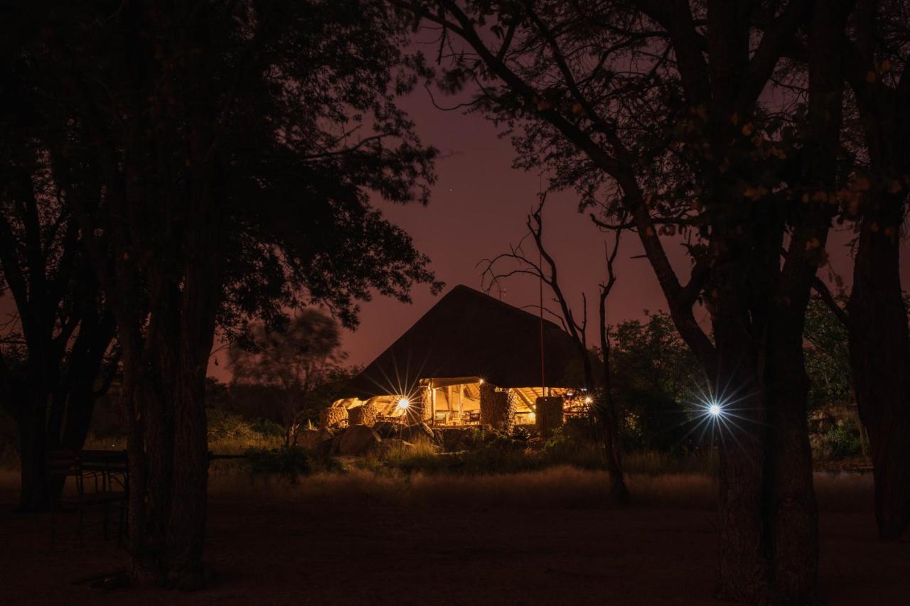 Huab Lodge & Bush Spa - B&B