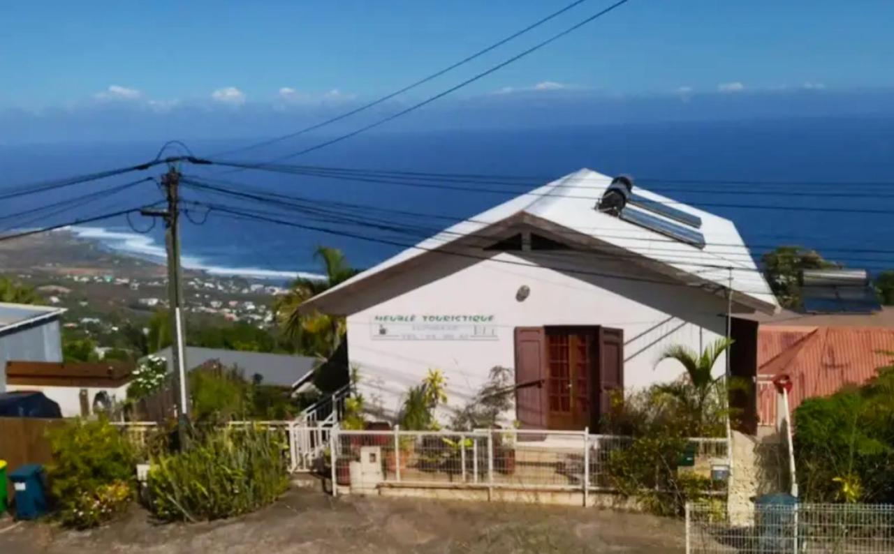 Maison idyllique à Saint-Leu avec vue sur la mer. - B&B Saint-Leu