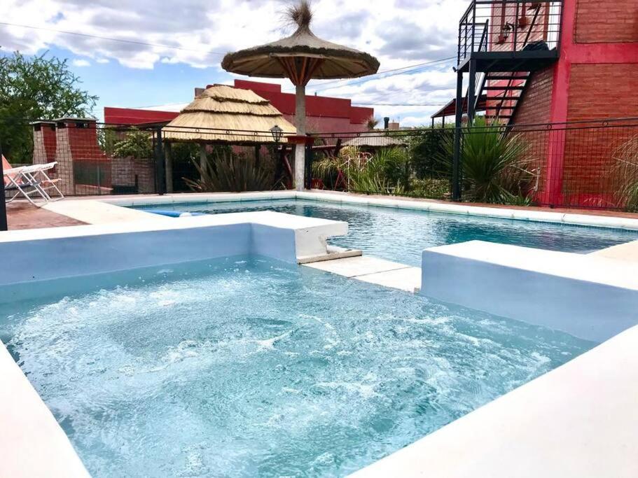 CABAÑA LA MILAGROS REINA MORA - B&B
