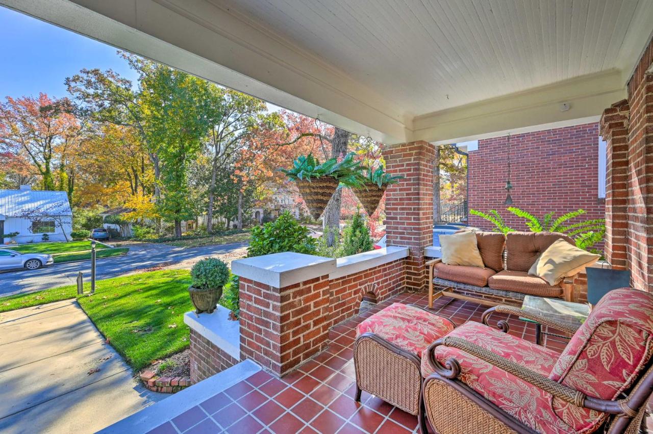 Vintage Chic Cottage Less Than 1 Mile to UNC Greensboro! - B&B Greensboro