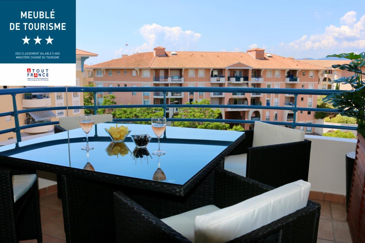 Port-Fréjus, LE PALADIEN, appartement 2 pièces climatisé, terrasse & parking - B&B Fréjus