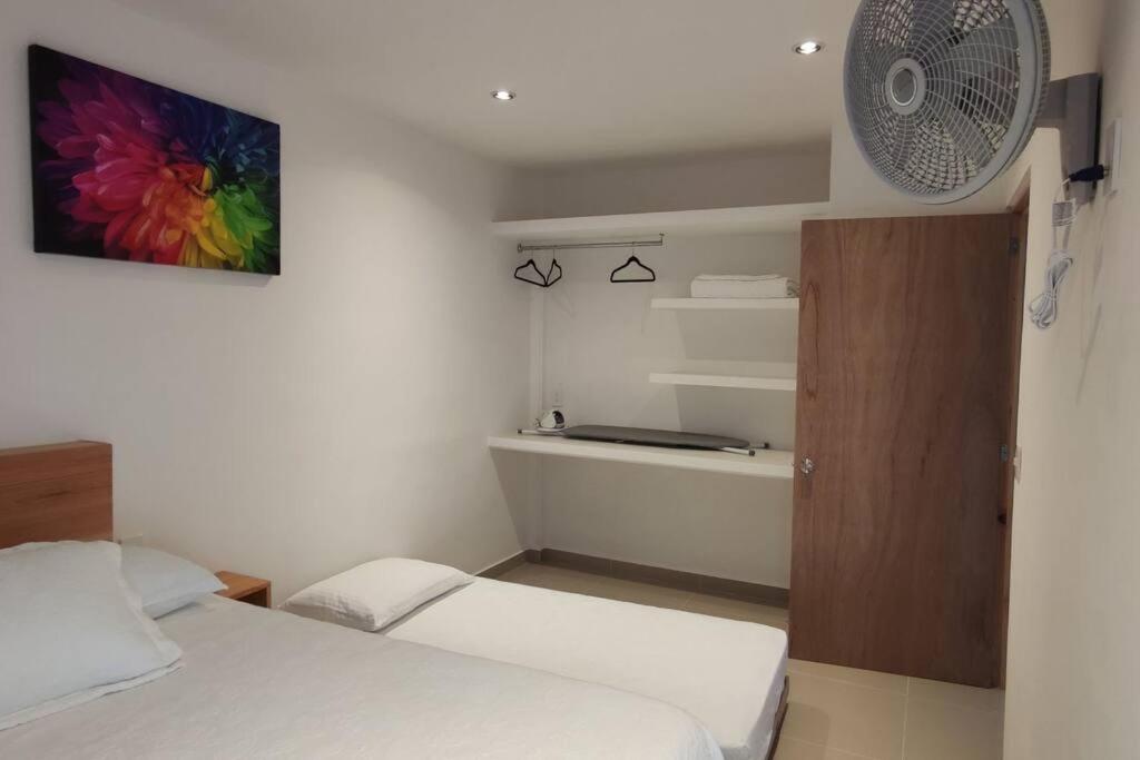 Morado Departamento 42 m2 CIVAC,NISSAN Y WALMART. - B&B Jiutepec