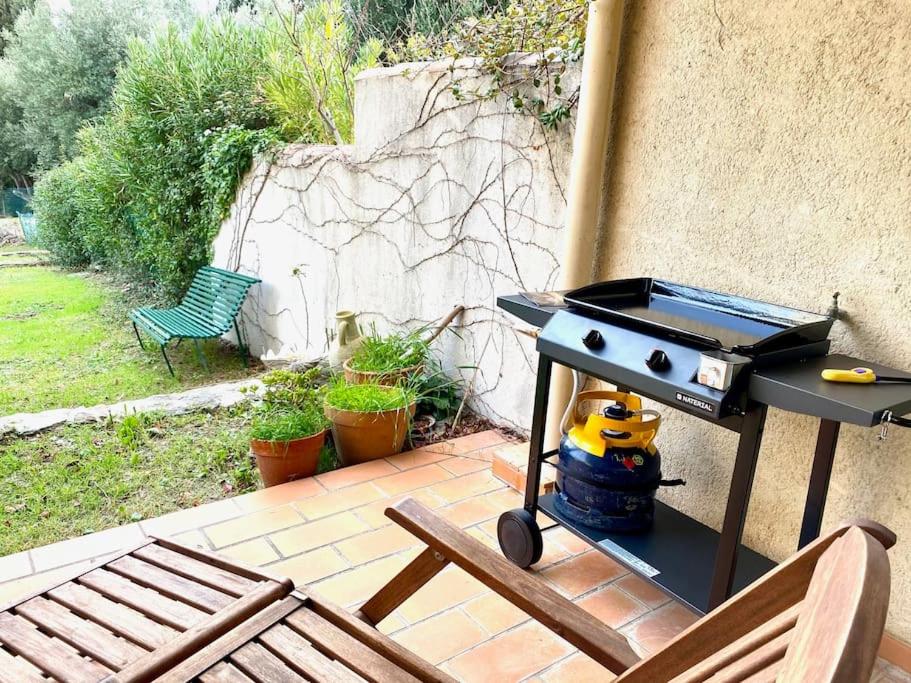 Le Corton - 45m2 - Parking - Jardin - Wifi - B&B Cassis