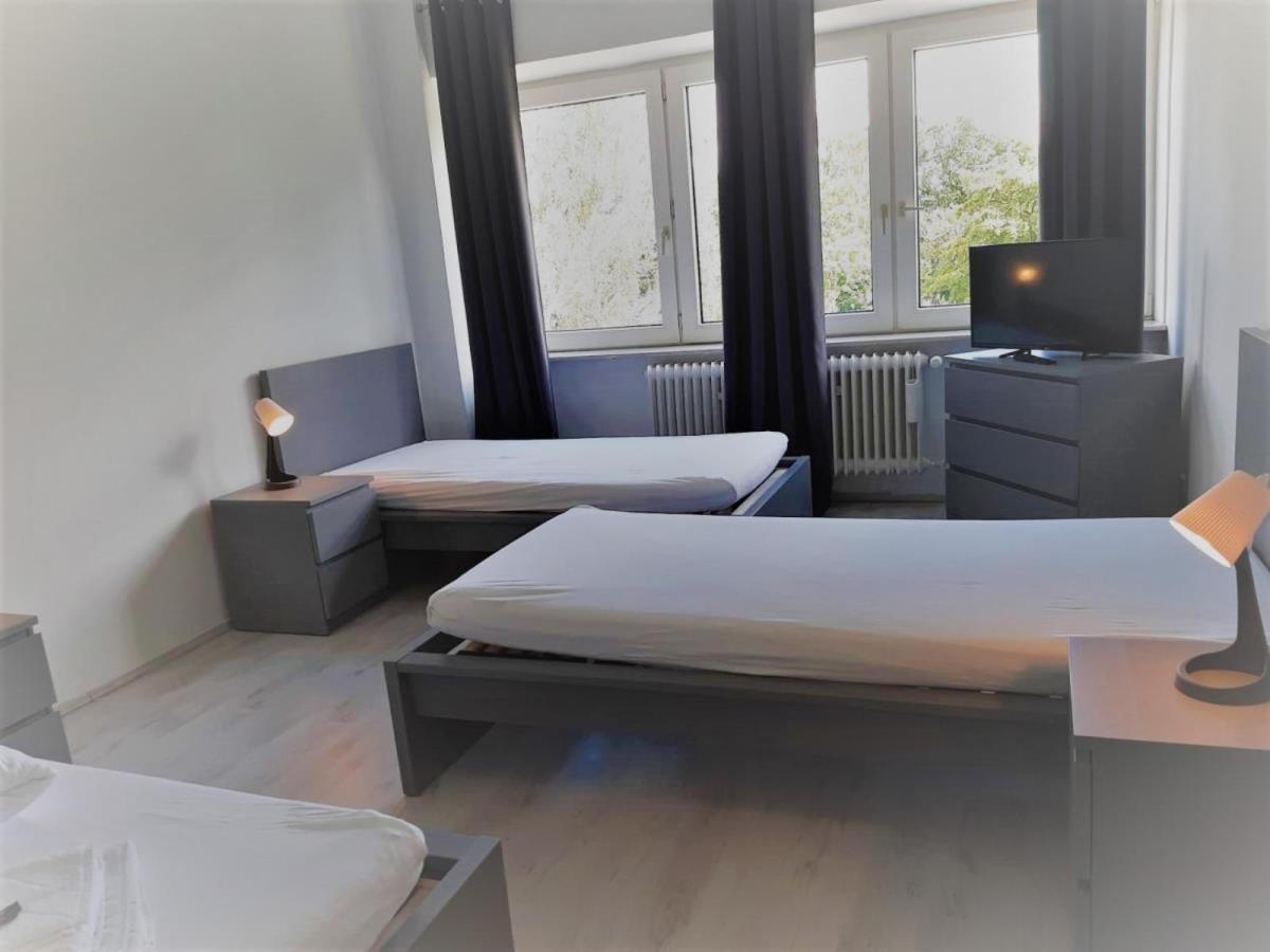 Mehrbett-Apartment 7 Citynah, einfache Ausstattung - B&B