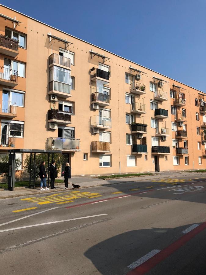 White Apartment - FREE PARKING - Ferienwohnung Ljubljana
