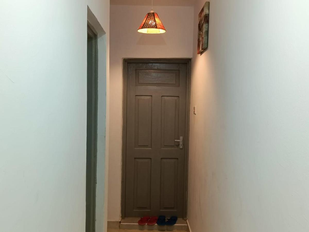 PahaliMzuri Kijani - 1 Bedroom Beach Apartment with Swimming Pool - B&B Malindi