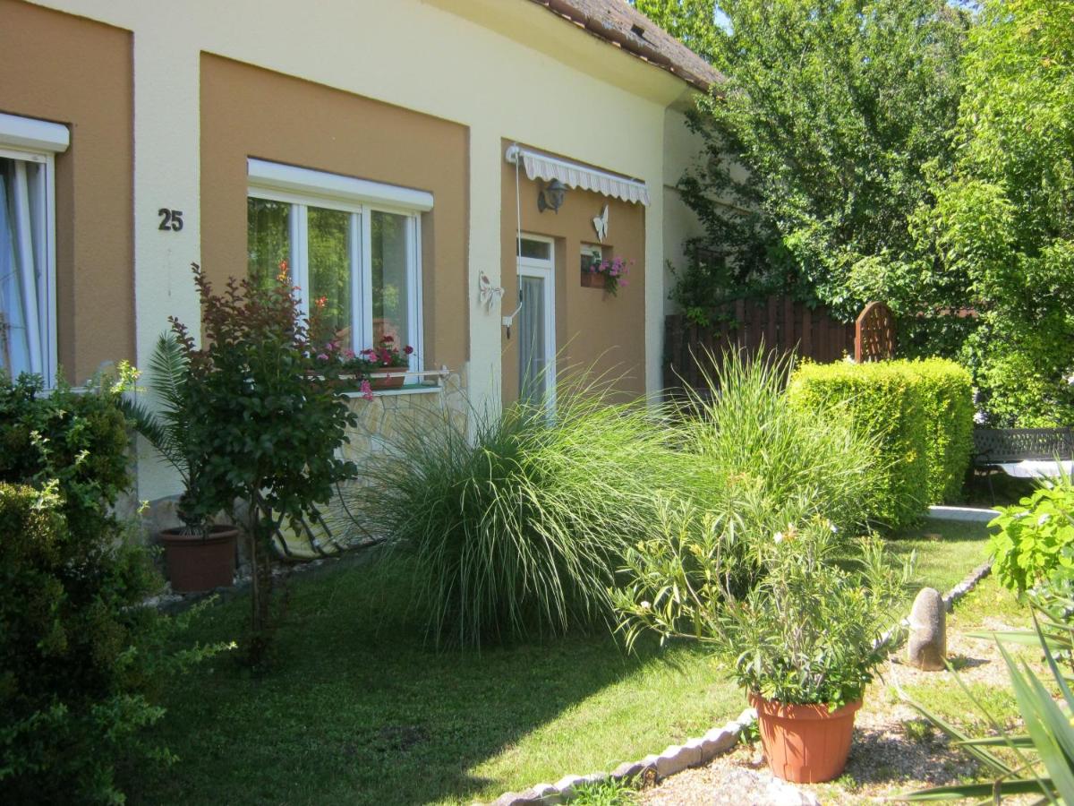 Kitti Apartman - Ferienwohnung