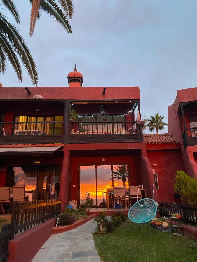 First Beachline Deluxe with Garden and Terrasse in Sun Club - B&B