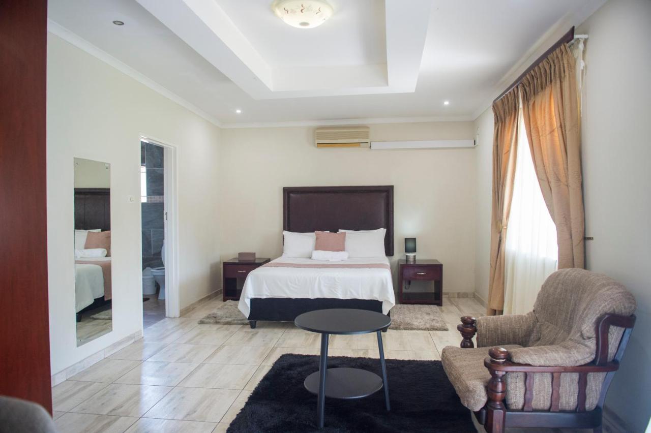 B&B Gaborone - Haithoms Guesthouse - Bed and Breakfast Gaborone