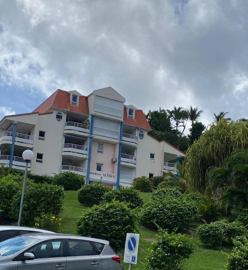 f3 location saisonnière détente tranquillité et belle vue - B&B Les Trois-Îlets