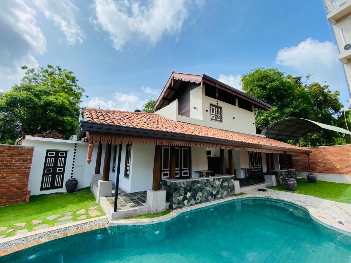 Thaprobana Villa Tangalle - Private Villa - Ferienwohnung Tangalla