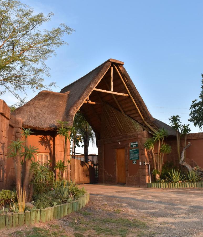 B&B Qurana - Tipperary Game Lodge - Mbombela - Bed and Breakfast Qurana