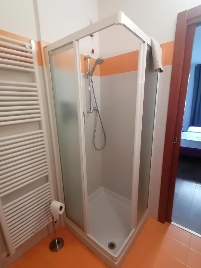 Camera Doppia con Letti Singoli