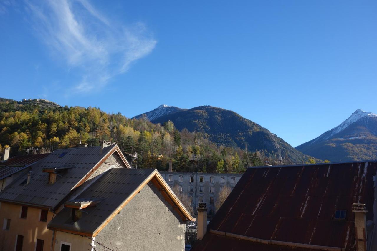 Chez petit Louis- Appart centre ville jusqu'à 6 personnes - B&B Briançon