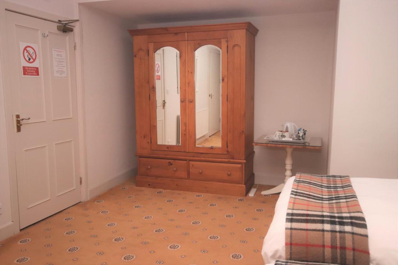 Camera Doppia con Letti Singoli con Accesso Disabili