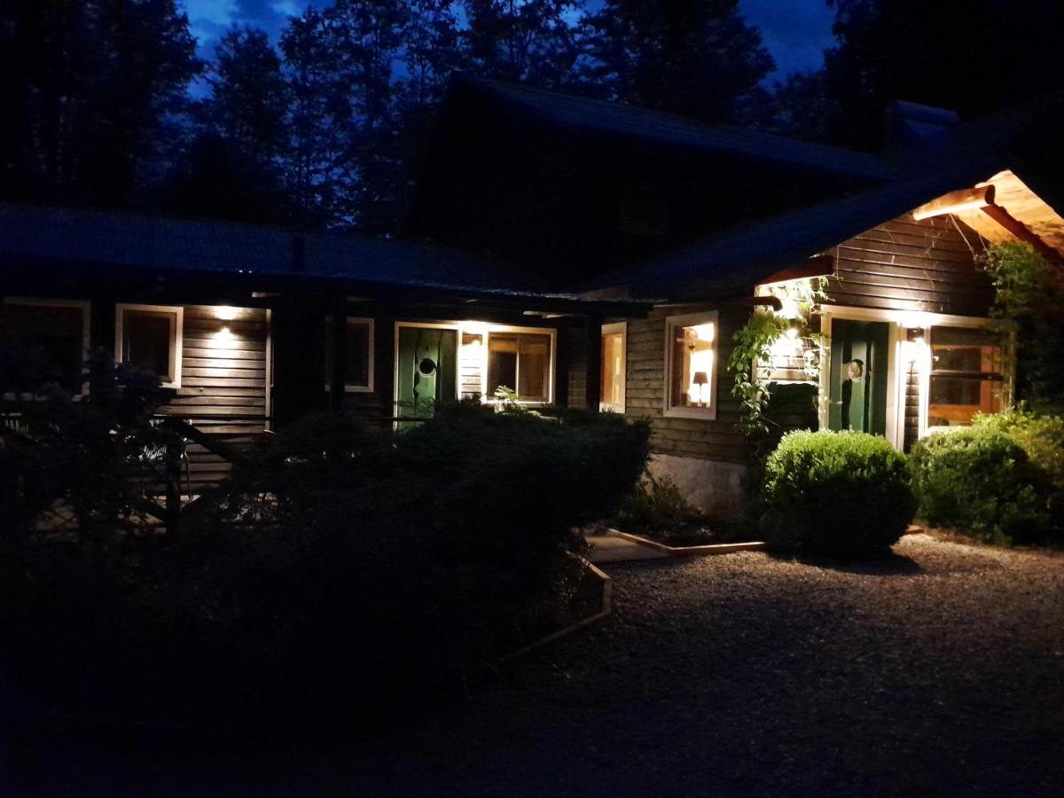 Lodge Tenis Pucon cl - B&B