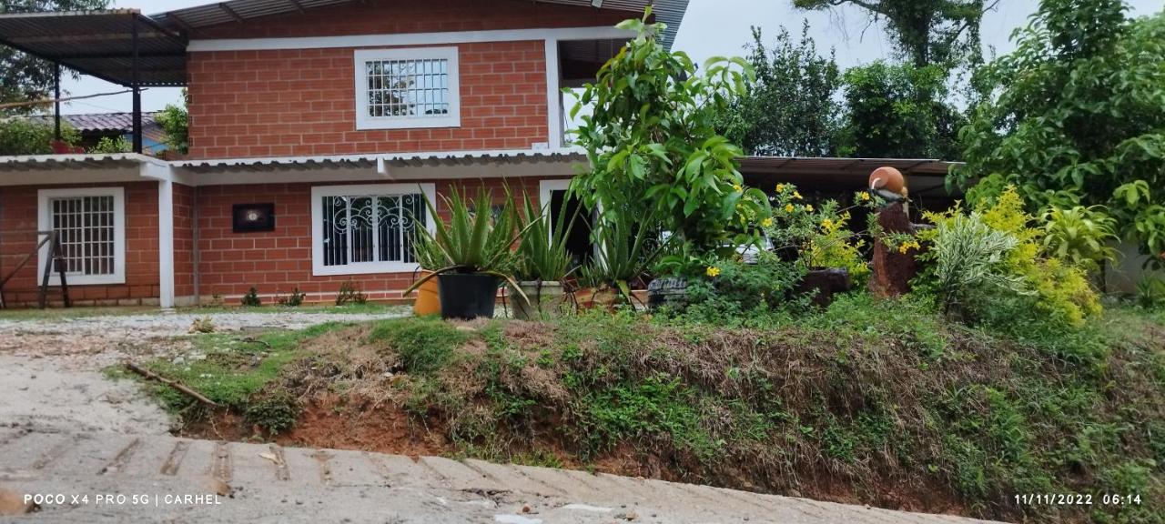 Cabaña Campestre - B&B Puerto Triunfo