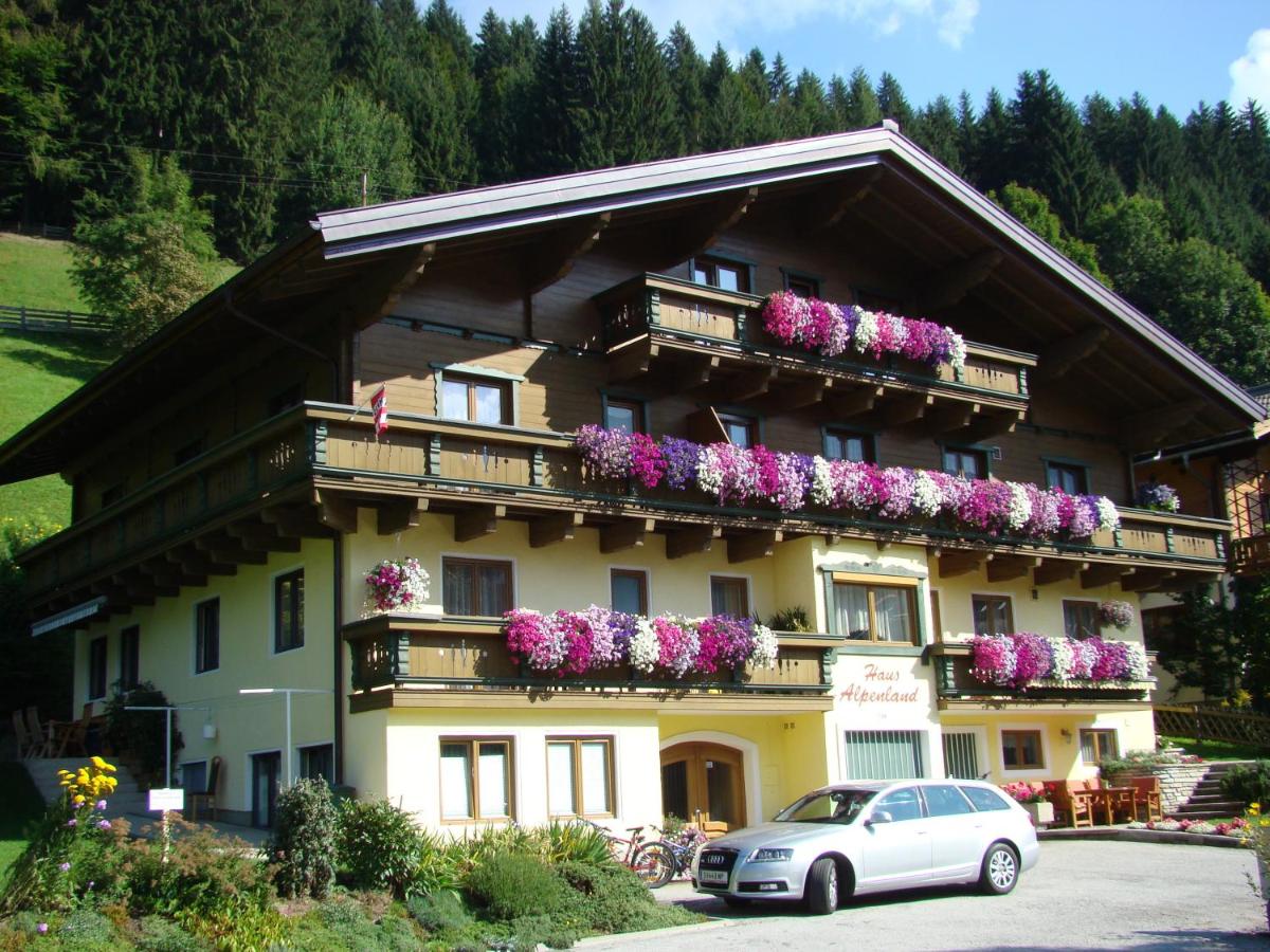 B&B Wagrain - Haus Alpenland - Bed and Breakfast Wagrain