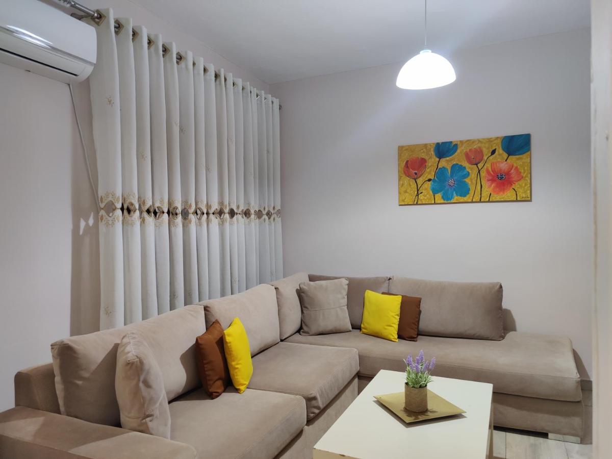 Tirana City Center Apartment - Chambres d’hôtes