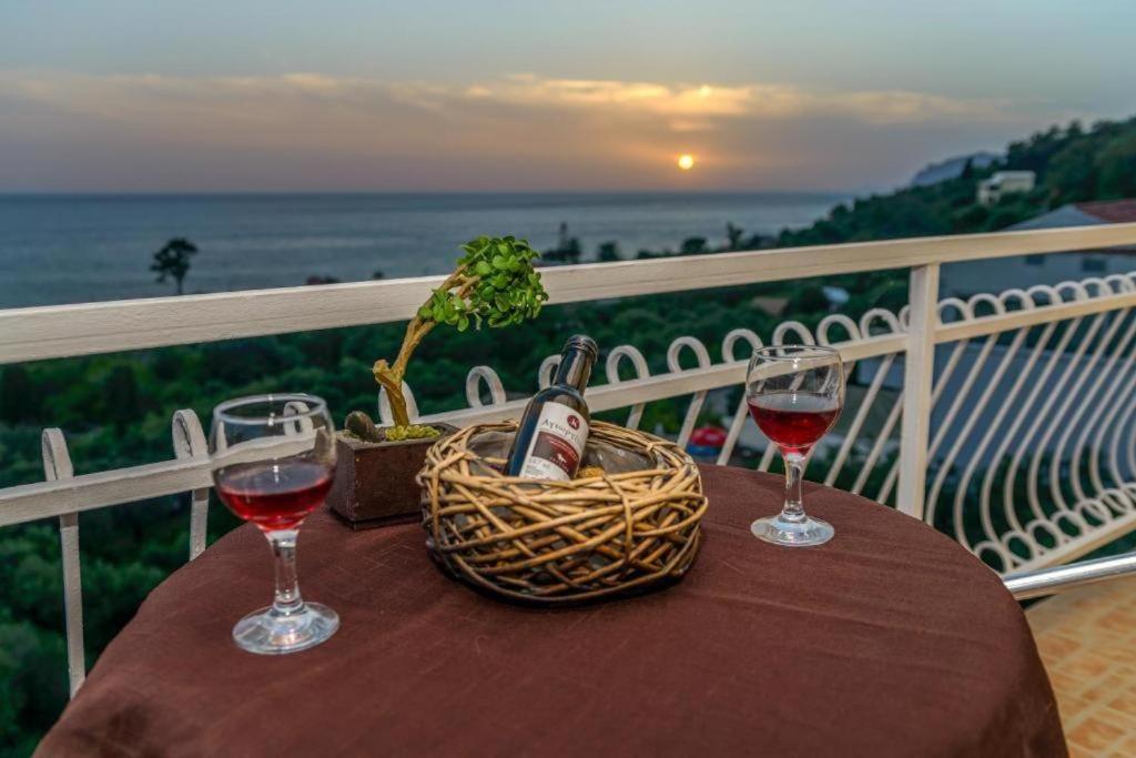 B&B Agios Gordios - Sunny views & Dreamy Sunsets by BS - Bed and Breakfast Agios Gordios