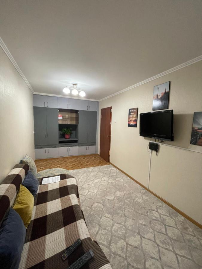 2-х комнатная Ауезова - Ferienwohnung