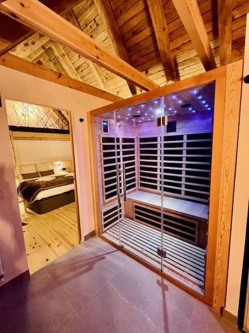 Muntanyó Luxury Lodge con sauna, parking y guardaesquis en Ruda - Ferienwohnung