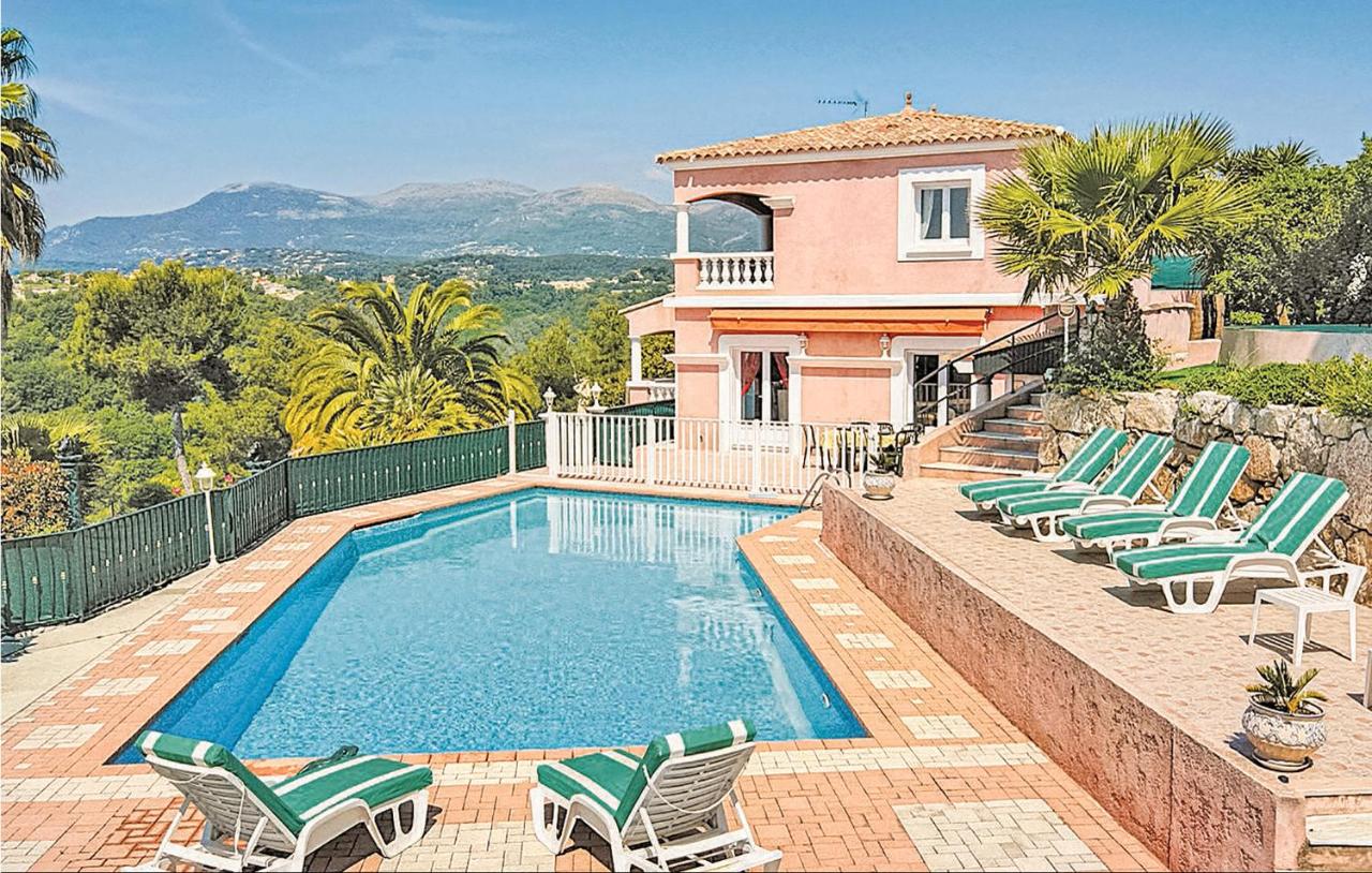 B&B Cagnes-sur-Mer - Awesome Home In Cagnes Sur Mer With Private Swimming Pool, Can Be Inside Or Outside - Bed and Breakfast Cagnes-sur-Mer