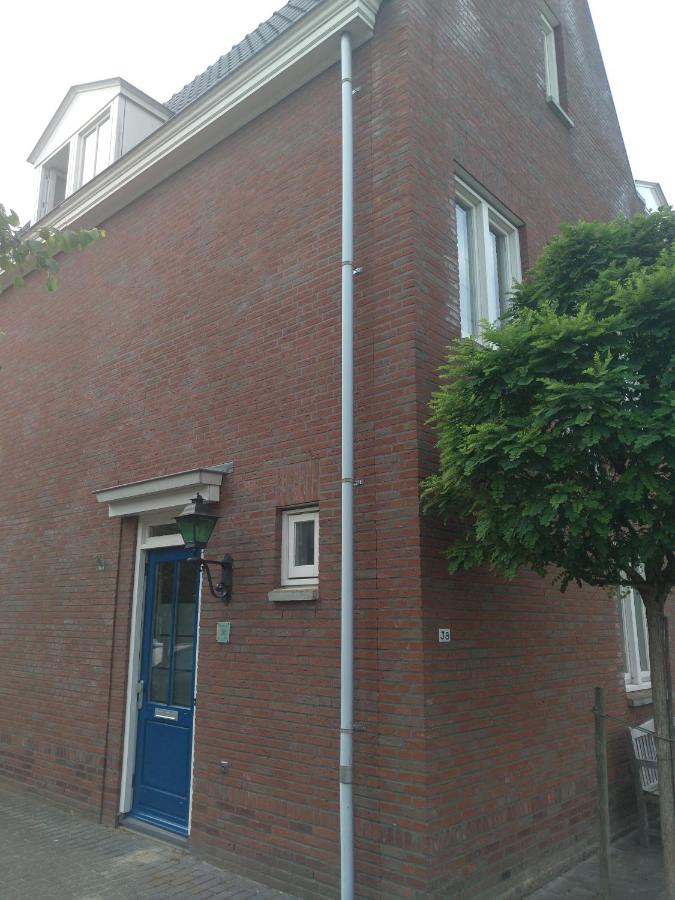 etage met slaap, en badkamer - B&B