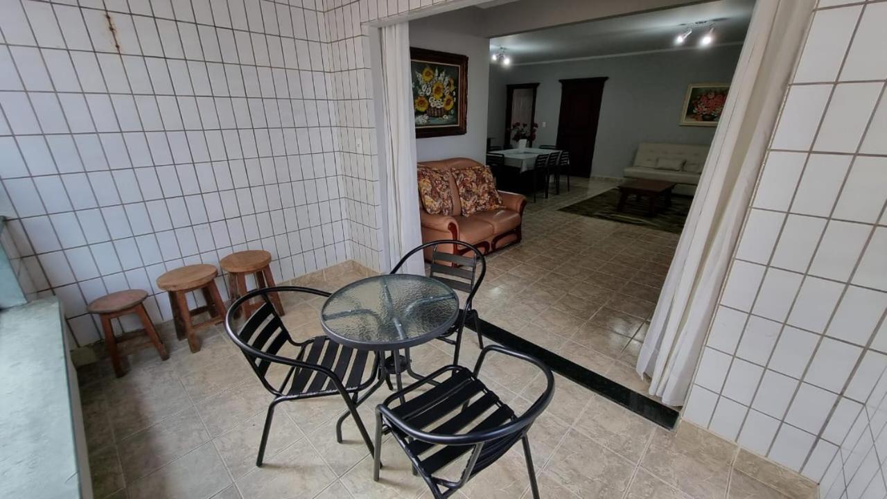 Apartamento incrível de frente para o mar - Bed and Breakfast Praia Grande