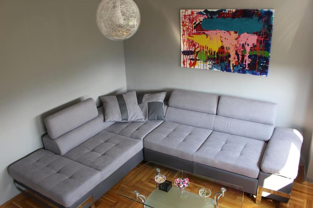 Comfortable apartment near the City Center - B&B