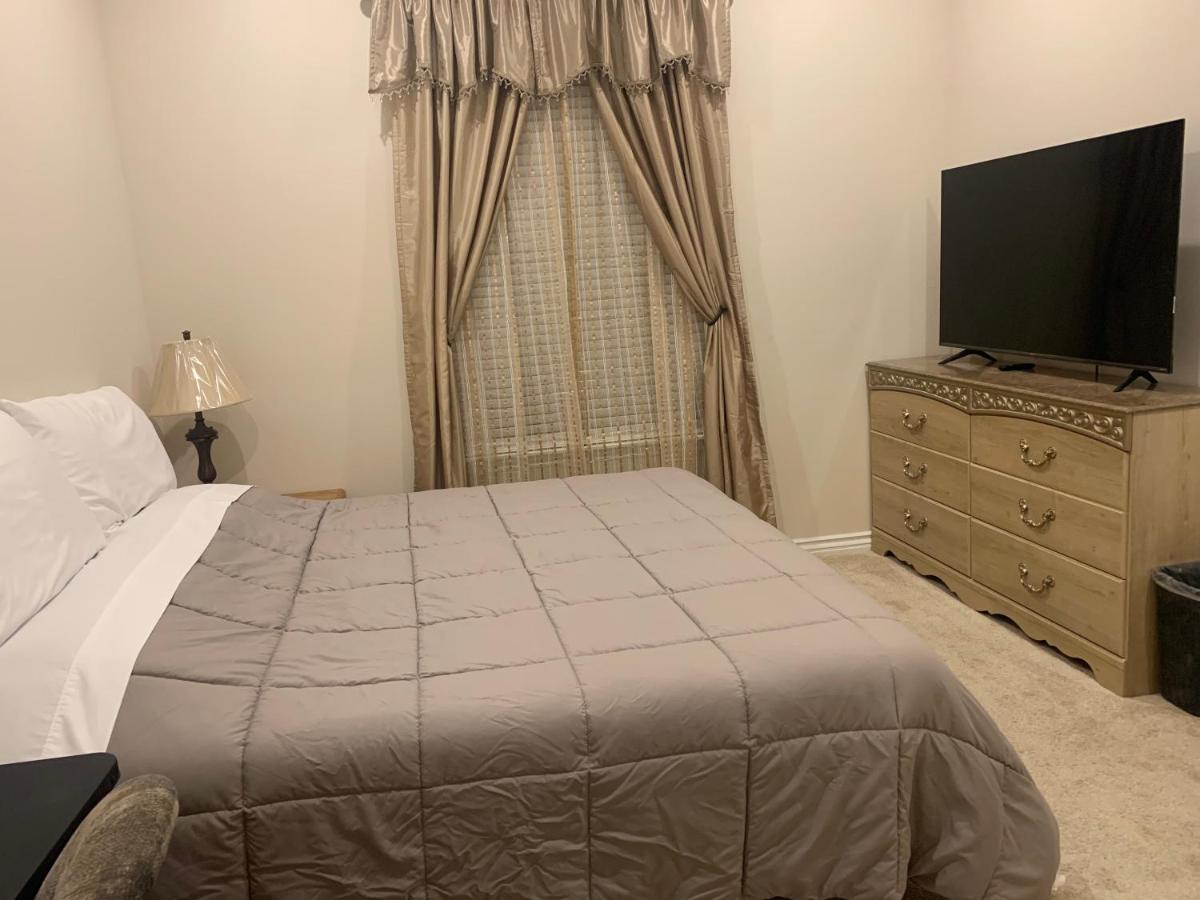 Standard King Room