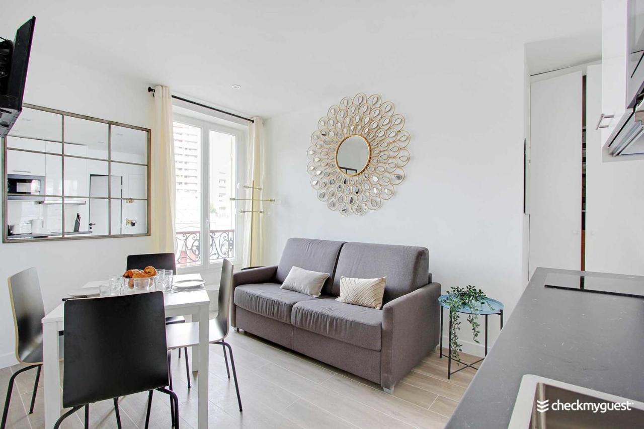 B&B Paris - CMG Cosy apartment Ourcq - Jean Jaurès 6P-2BR - Bed and Breakfast Paris