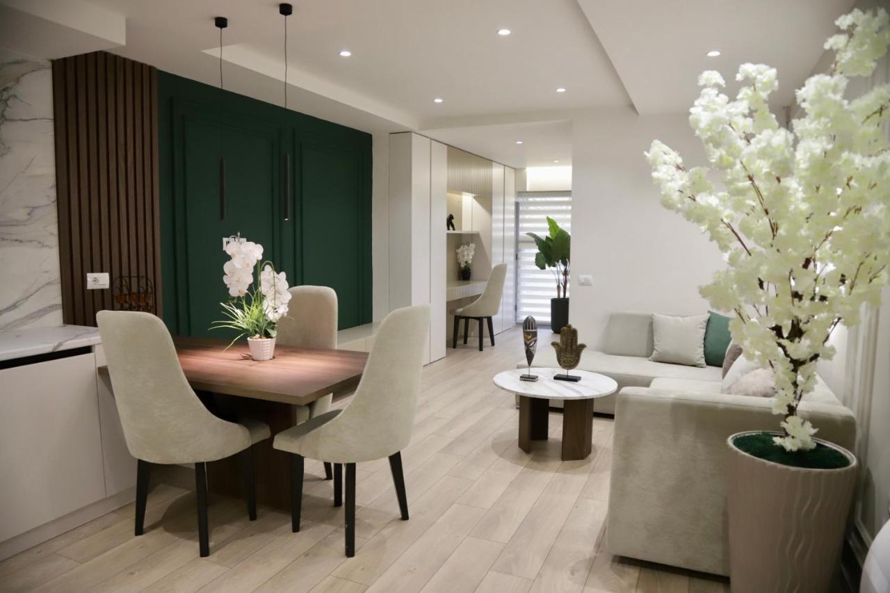 La Grand - New Bazaar - B&B Tirana