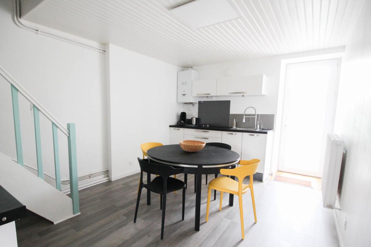 Belle maison à Saint Cybard -Fibre,Jardin - B&B Angoulême