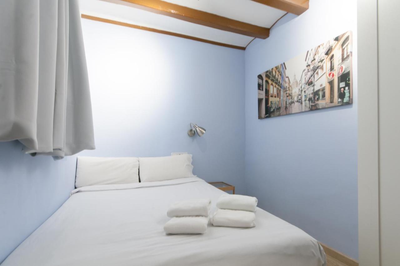Homenfun Barcelona Eixample I - Bed and Breakfast Barcelona