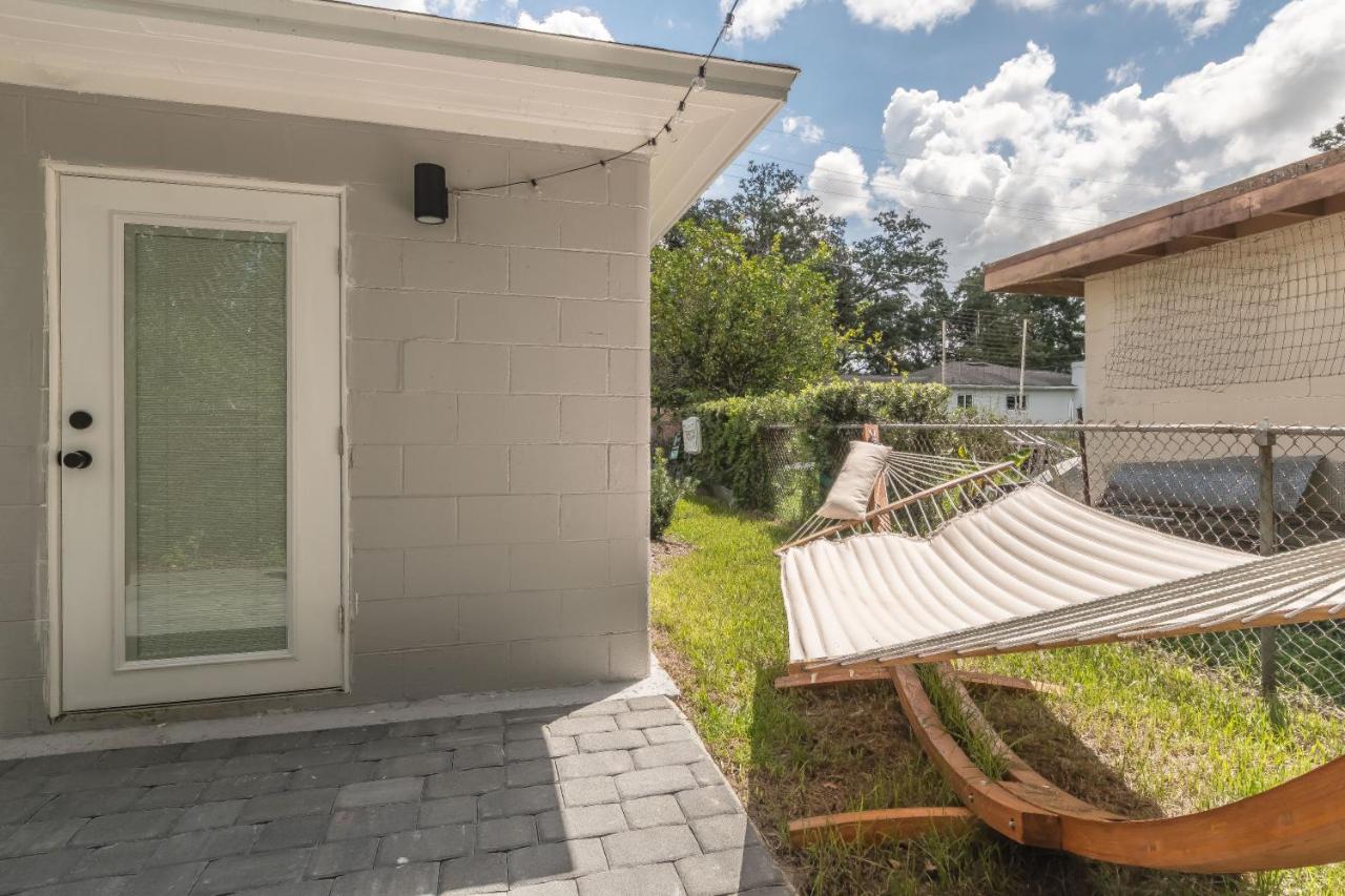 Luxury Tiny Home 2 Miles from Downtown Orlando - B&B