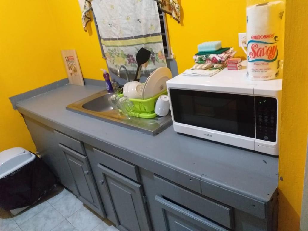Enchanted Guest House - B&B Ocho Rios