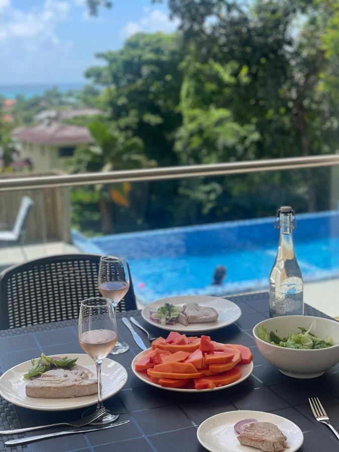 RIVERSIDE RETREAT (SEYCHELLES) - Bed and Breakfast