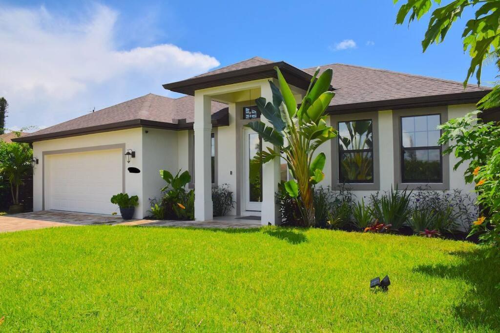 Beautiful and relaxing villa near the Beach! - Ferienwohnung Naples (Florida)