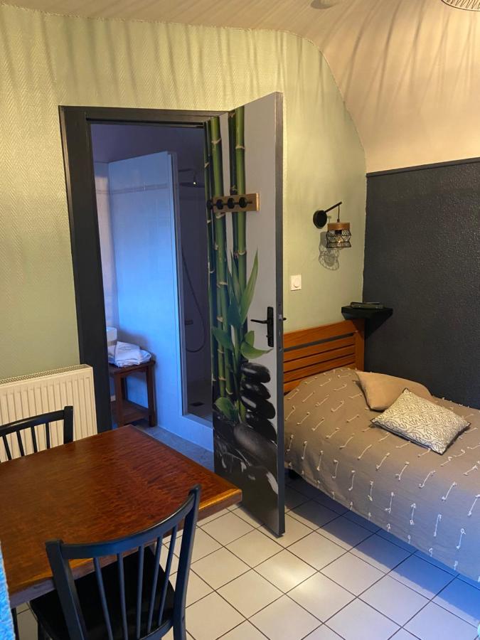 Camera Matrimoniale/Doppia con Letti Singoli con Bagno Privato