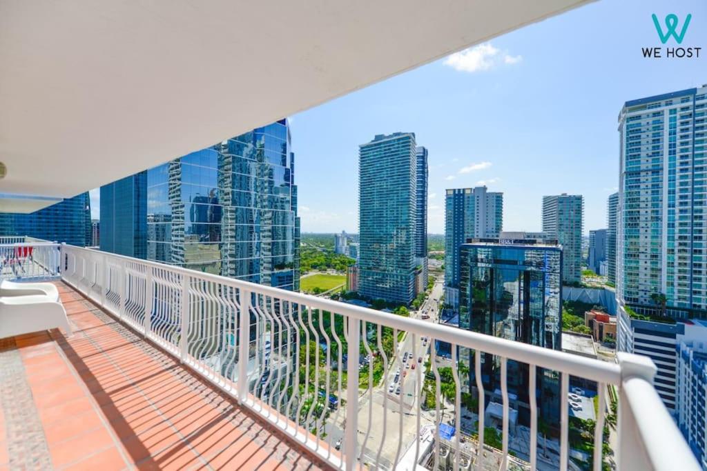 B&B Miami - Exquisite High Floor Apartment at Brickell With Pool - Bed and Breakfast Miami