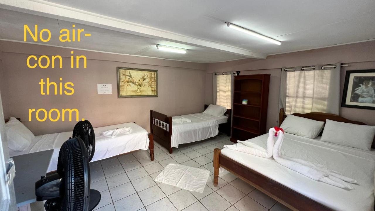 Quadruple Room with Shared Bathroom / Fan / No A/C