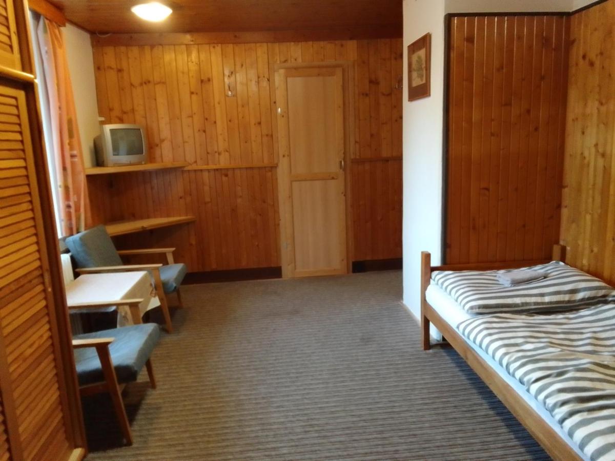 Basic Dreibettzimmer